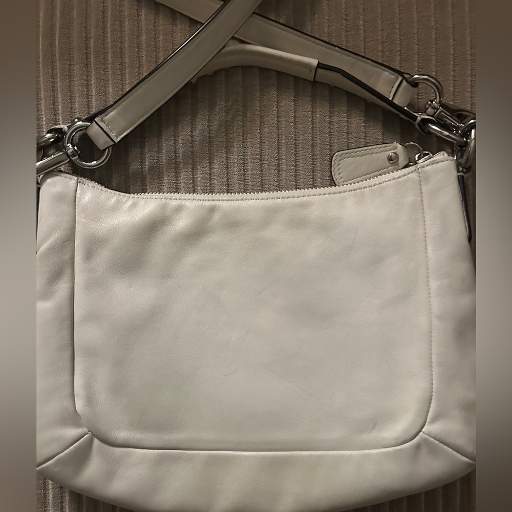 Coach Kristin Hobo White - Picture 3 of 5